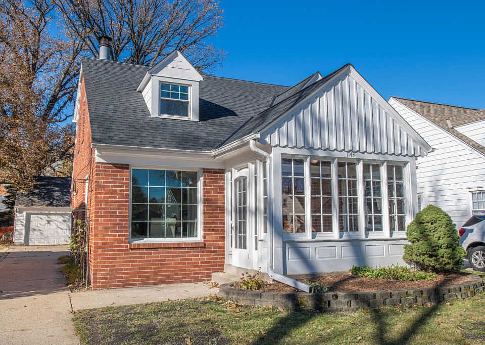 1st image of 1143 Elm Lawn St
