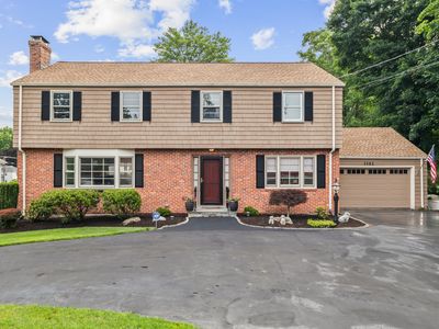 1182 North Main Street, West Hartford, CT, 06117