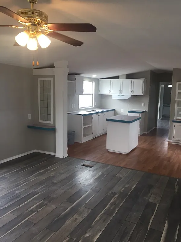 2 bed, 1000 sqft, $1,120 — Photo 1