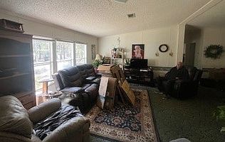 3rd image of 2062 NE 100th Street Rd