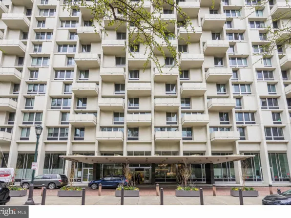 604-36 S Washington Sq #408, Philadelphia, PA 19106