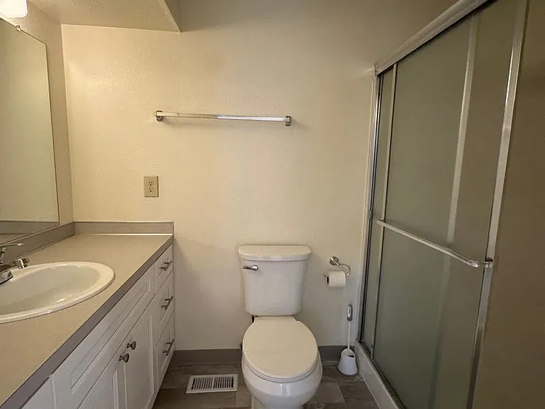 2181 SW 213th Pl — Photo 7