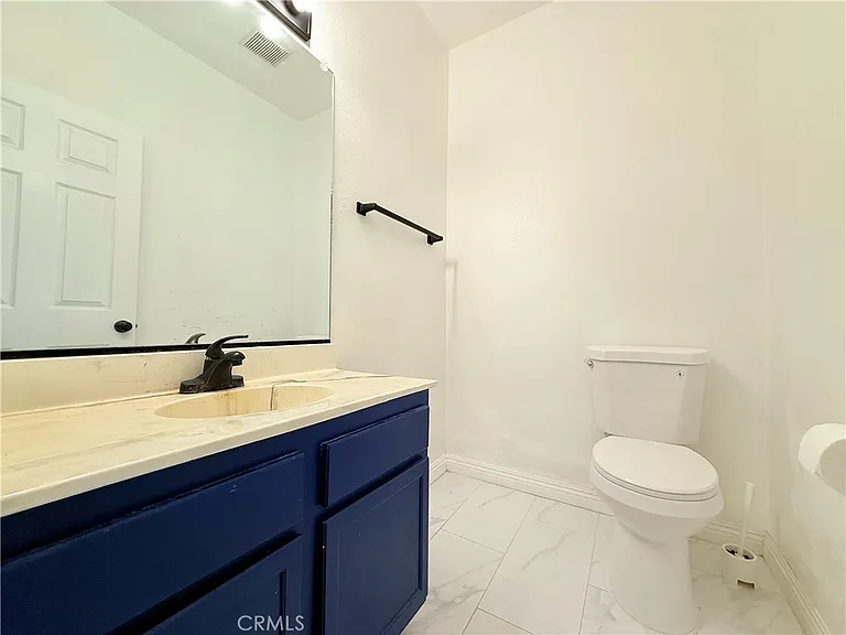319 W Duarte Rd #319A — Photo 9