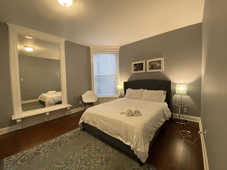 913 W Belden Ave #1 — Photo 8