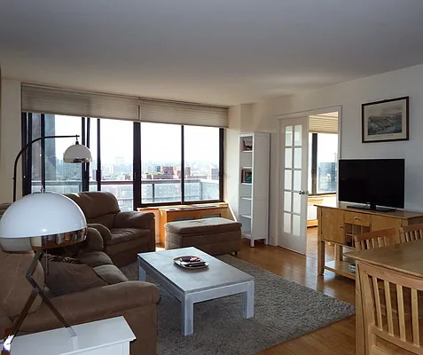 Rented by Kleier Residential | media 3