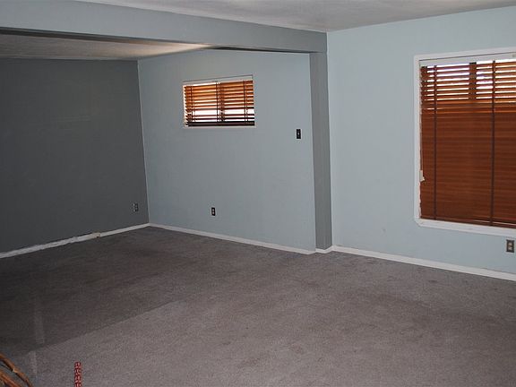 4th image of 1204 S Michigan Ave