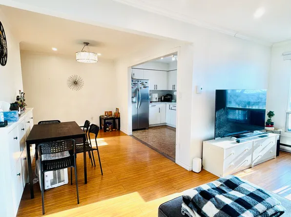 1100 Oxford St, Oshawa, ON