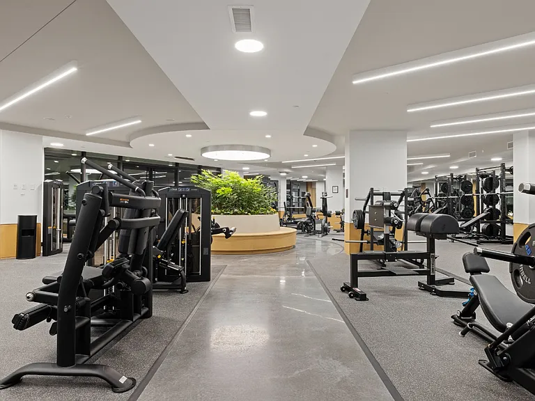 The Byron — Photo 14
