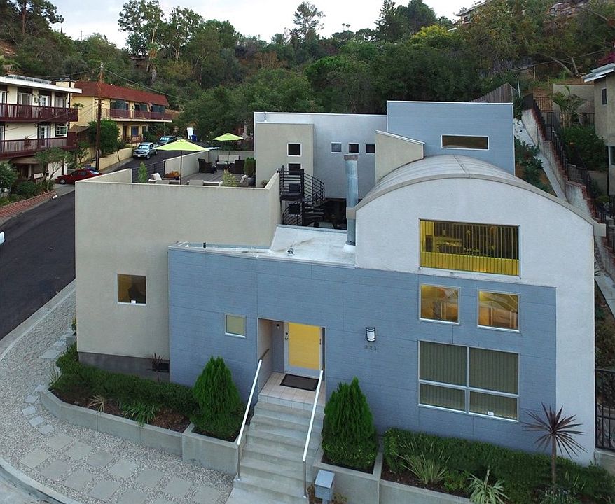 1st image of 821 Cynthia Ave