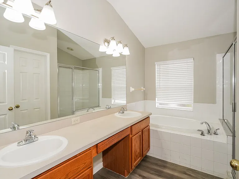 5310 Braddock Dr — Photo 12