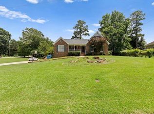 3500 Thunderwood Ln, Snellville, GA 30039
