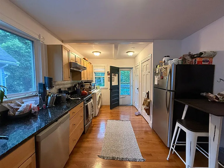 17 Milton St — Photo 10