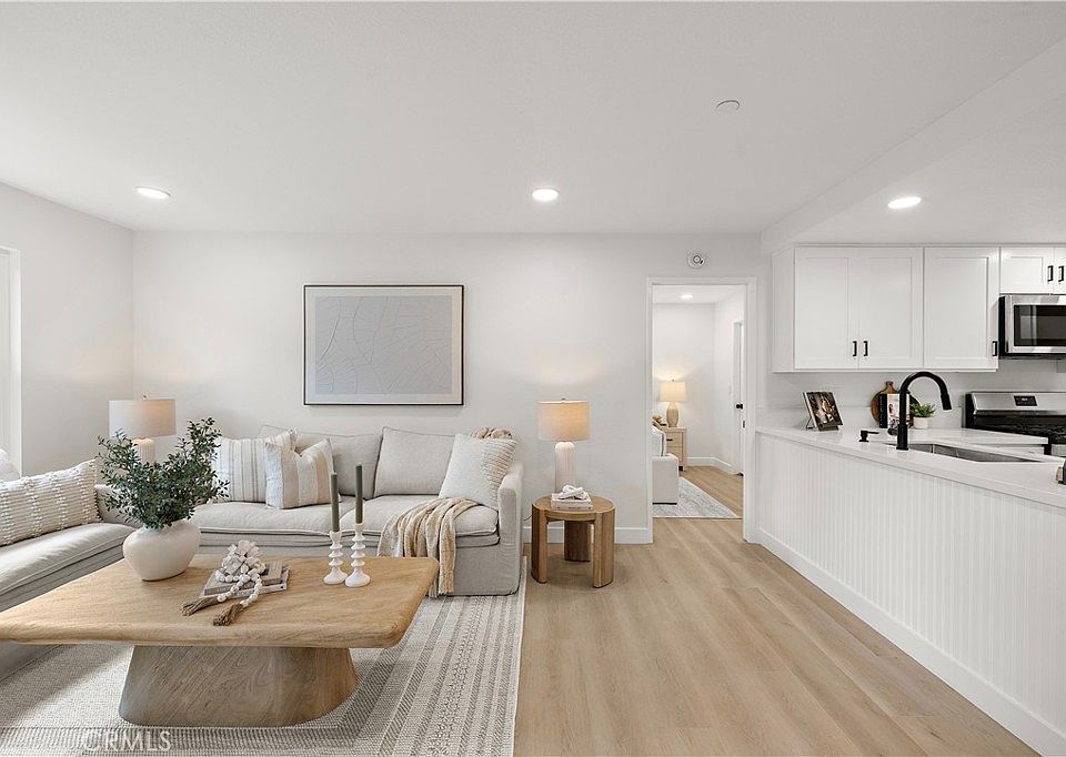 1st image of 1052 Calle Del Cerro Unit 711