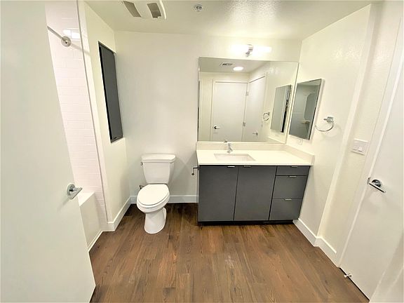 3rd image of 4330 Alabama St #102