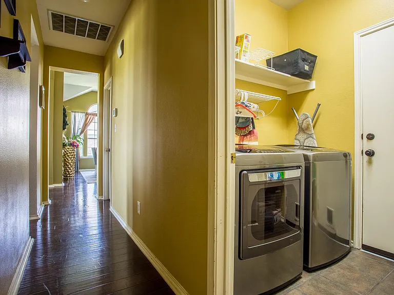 2713 Butler National Dr — Photo 23