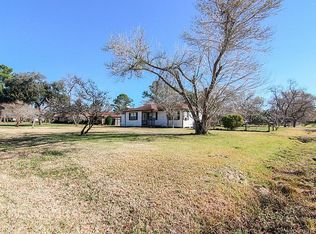 12627 Sunbrook Dr, Brookside Village, TX 77581