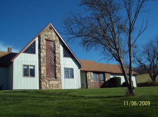 33 Deer Ridge Dr, Independence, VA 24348