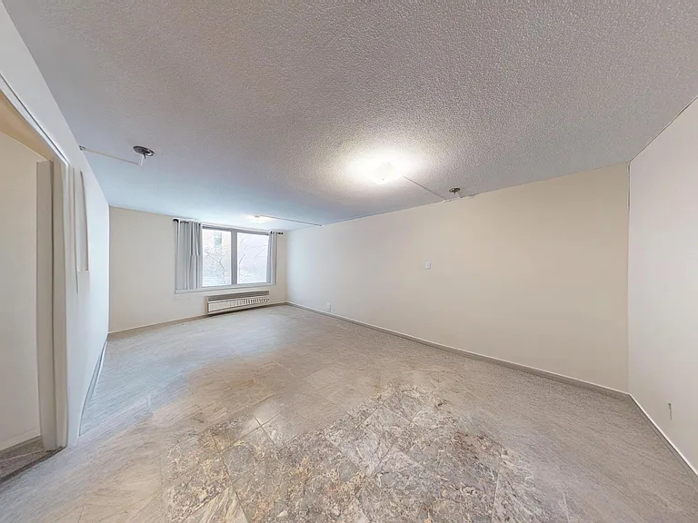 1619 3rd Ave #2B — Photo 4
