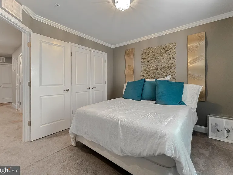 23810 Myrtle Glen Way — Photo 24