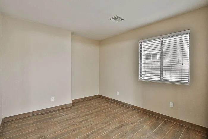 17420 W Calavar Rd — Photo 25
