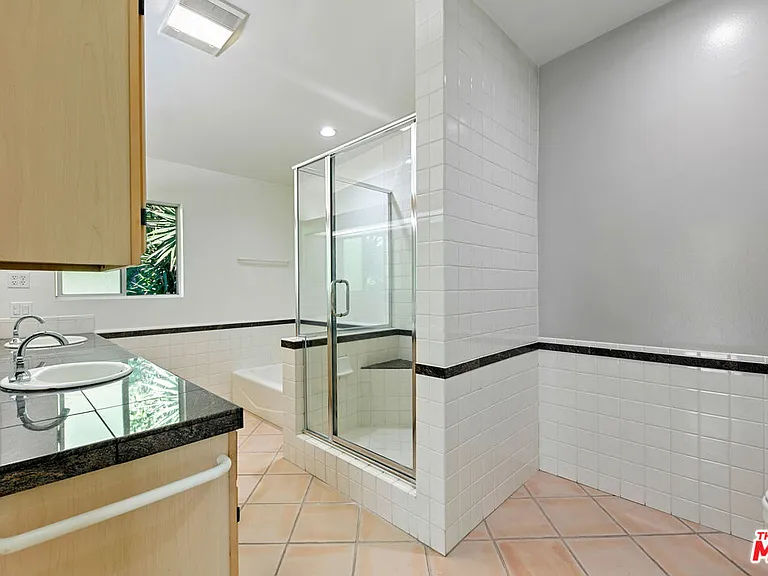 1054 Enchanted Way — Photo 19