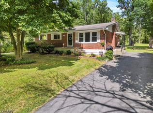 57 Springtown Rd, Washington, NJ 07882