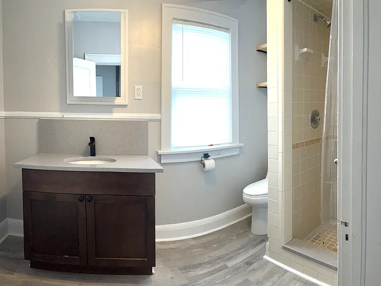 619 Tanglewood St #4 — Photo 5