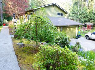 8718 NW Freddies Ln, Bremerton, WA 98312