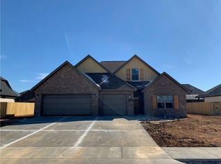 343 Tartaglia Ave, Springdale, AR 72762