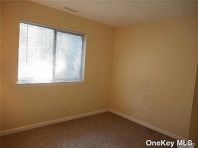 3rd image of 821 Woodland Ct #821