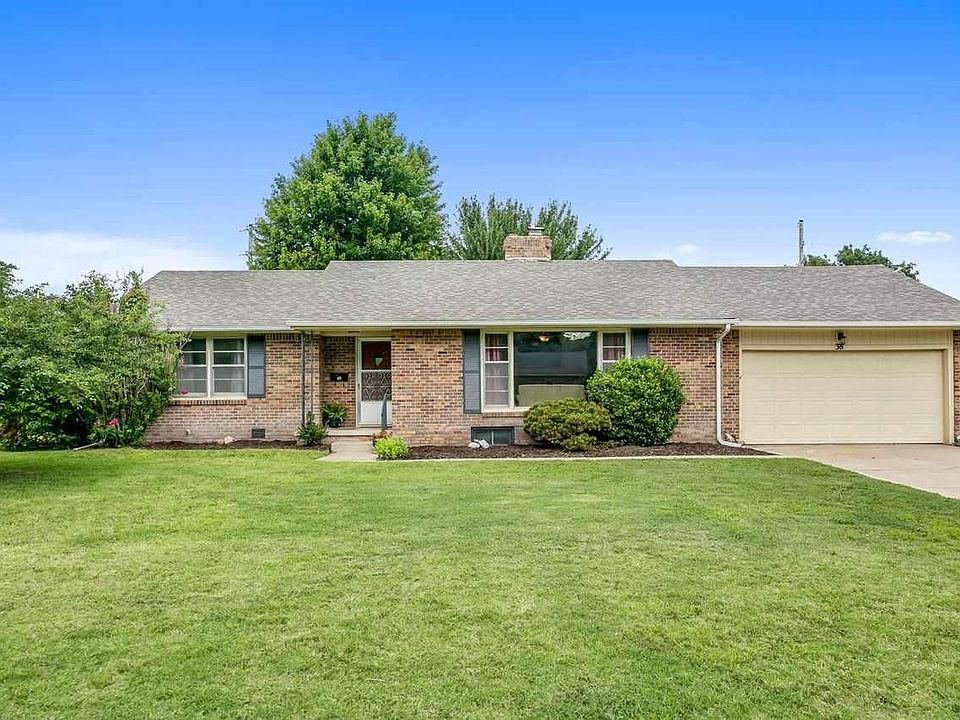 1st image of 38 Circle Dr