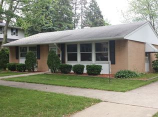 3747 Arthur Ave, Brookfield, IL 60513