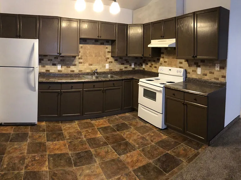 3809 Blessing Ave #B — Photo 4