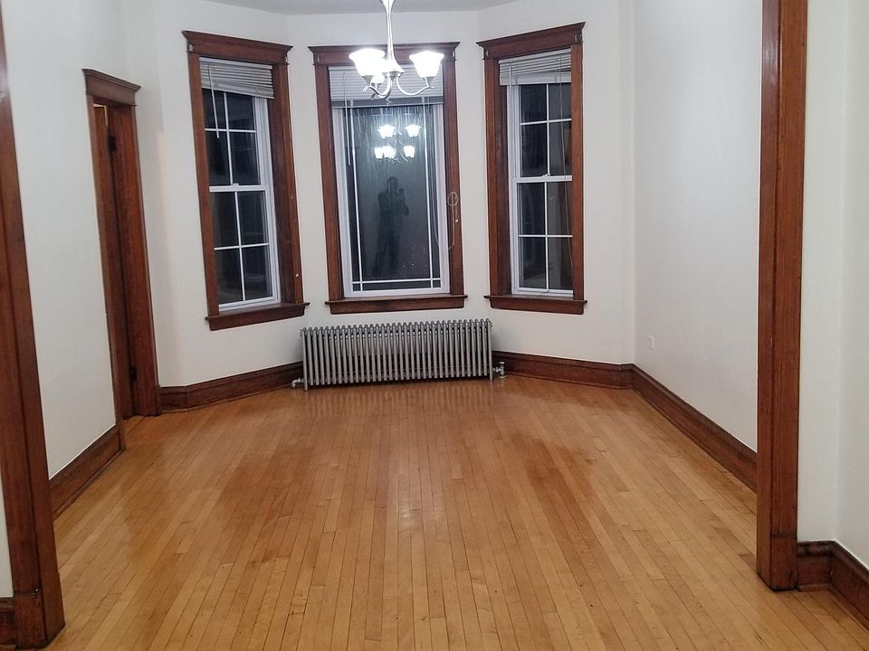 1st image of 4320 S Fairfield Ave #2