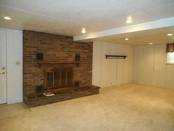 Family Room With Fire Place