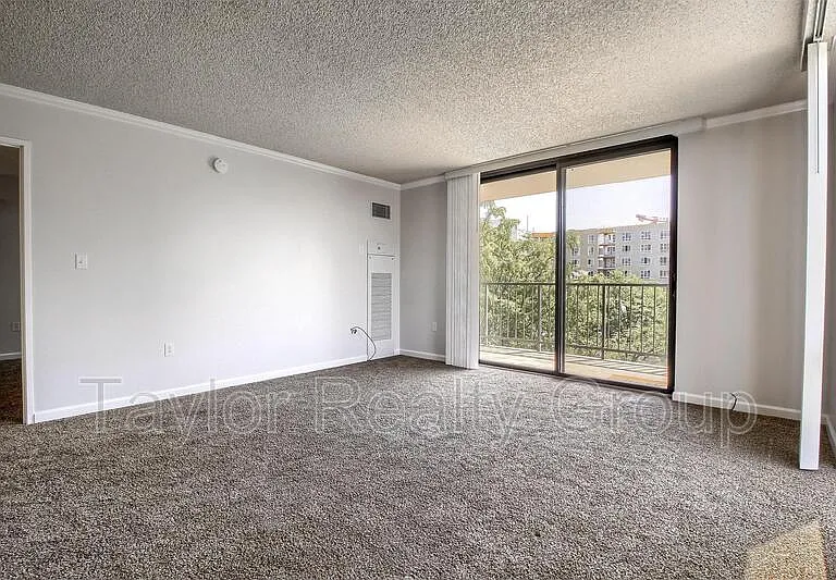 1301 Speer Blvd #308 — Photo 8