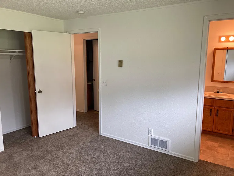 30519 Webster Rd E #2-E — Photo 9
