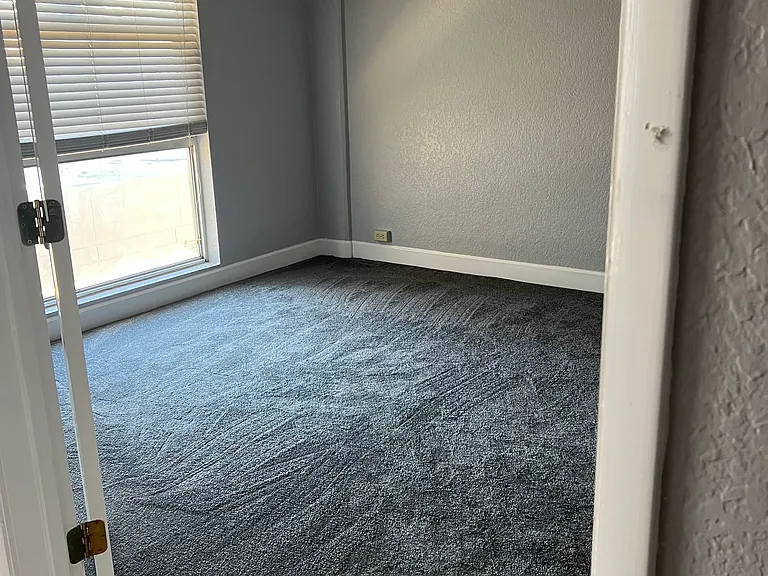 151 E Washington St #503 — Photo 4