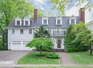 6 Hazen Street, Pelham, NY 10803