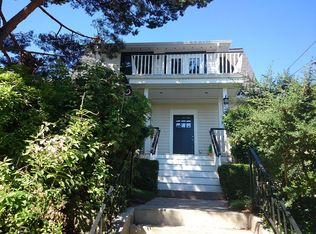 3009 Belvidere Ave SW, Seattle, WA 98126