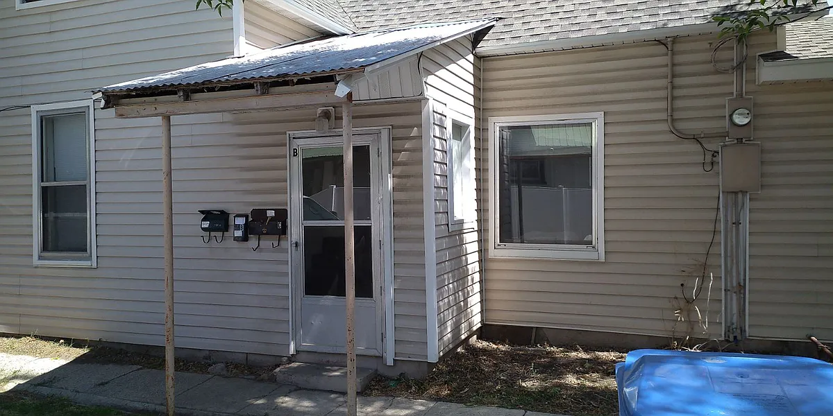Building Photo - 710 Canyon Rd #B