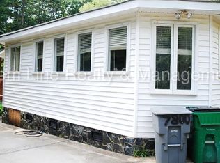 7800 Ocala Rd #B, Charlotte, NC 28269