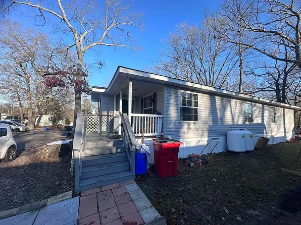 6515 Delilah Rd Trailer 2061, Egg Harbor Township, NJ 08234