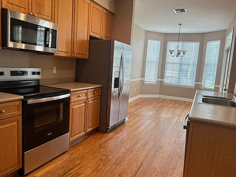 3722 Longfellow Rd — Photo 13