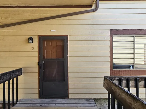 1500 E 10th Ave APT D12, Winfield, KS 67156