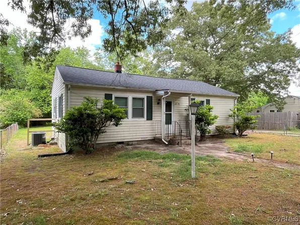 1635 Lincoln St, Petersburg, VA 23803