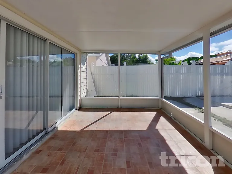 1623 Chatham Cir — Photo 14