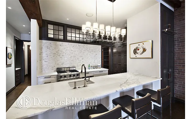 Rented by Douglas Elliman | media 9