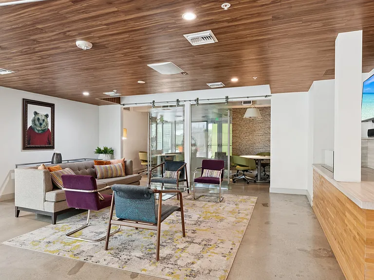 Village Lofts — Photo 15
