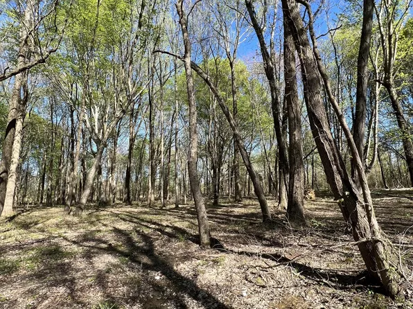 22 Highway 52 Byp E, Lafayette, TN 37083